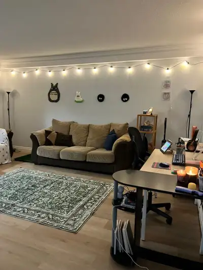 comfortable and spacious 1-bedroom near the University of Alberta This unit is in a prime Whyte Ave...