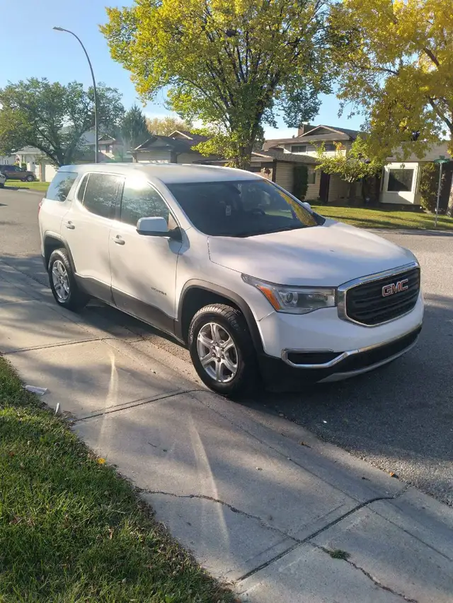 2017 Acadia SLE AWD571517050857072641