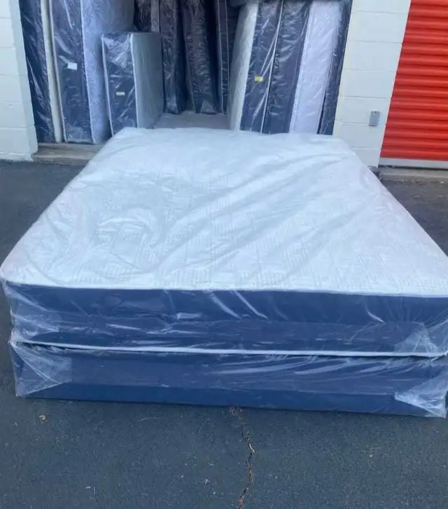 Double mattress/ Available 64192111835011121