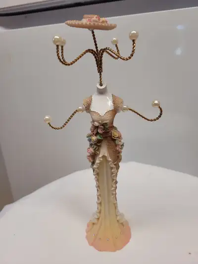VTG Lady Jewelry Mannequin, View more