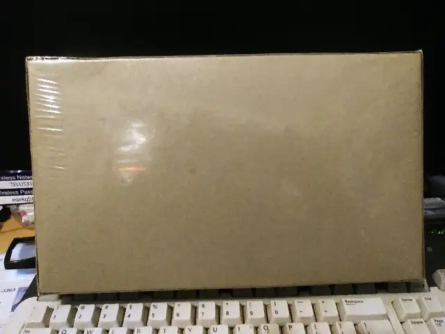 Cristal Grand Piano Academy (MA029)  Mint In Box Rare in Hobbies & Crafts in Vancouver - Image 3