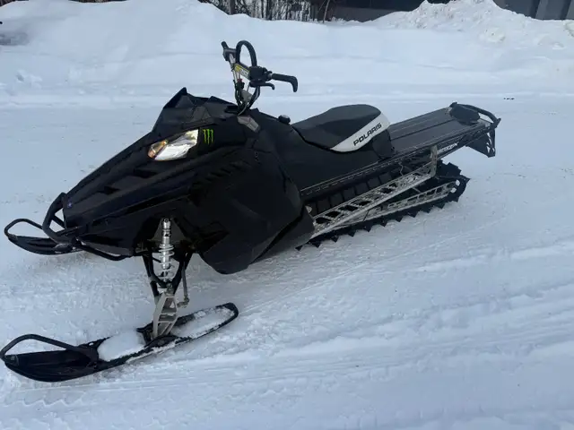 2014 Polaris pro 800, 155 in Snowmobiles in Fort St. John - Image 3