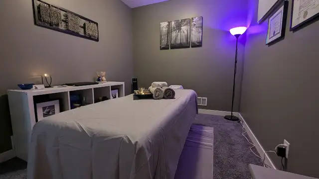 Amazing Massage $60 in Massage Services in Edmonton - Image 9