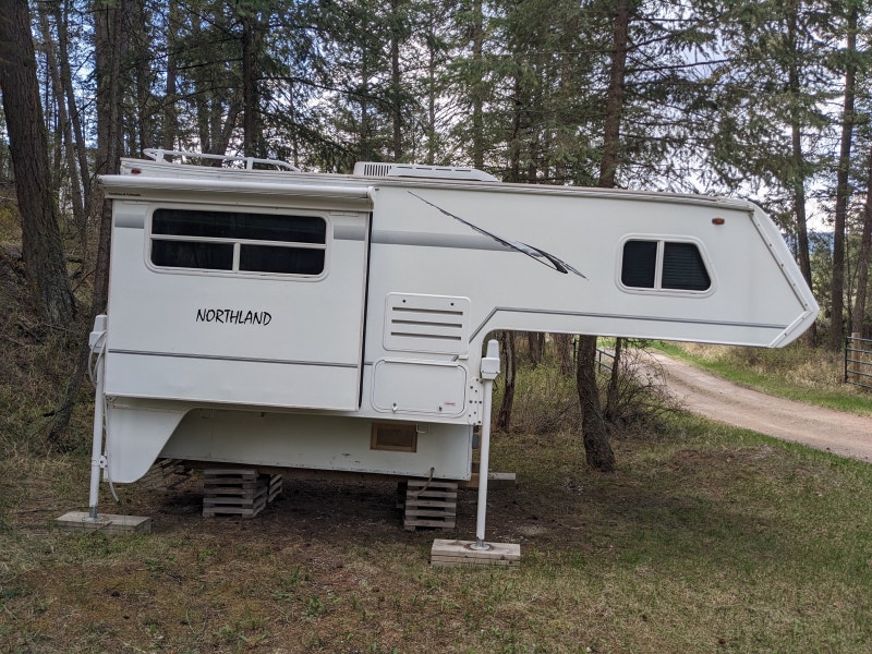2009 Northland Grizzly truck camper Travel Trailers & Campers