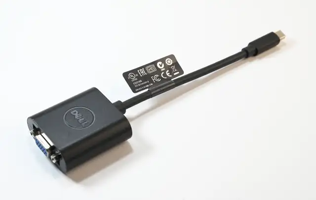 Dell DAYBNBC084 Mini Display Port to VGA Video Monitor Adapter in Cables & Connectors in City of Toronto - Image 2