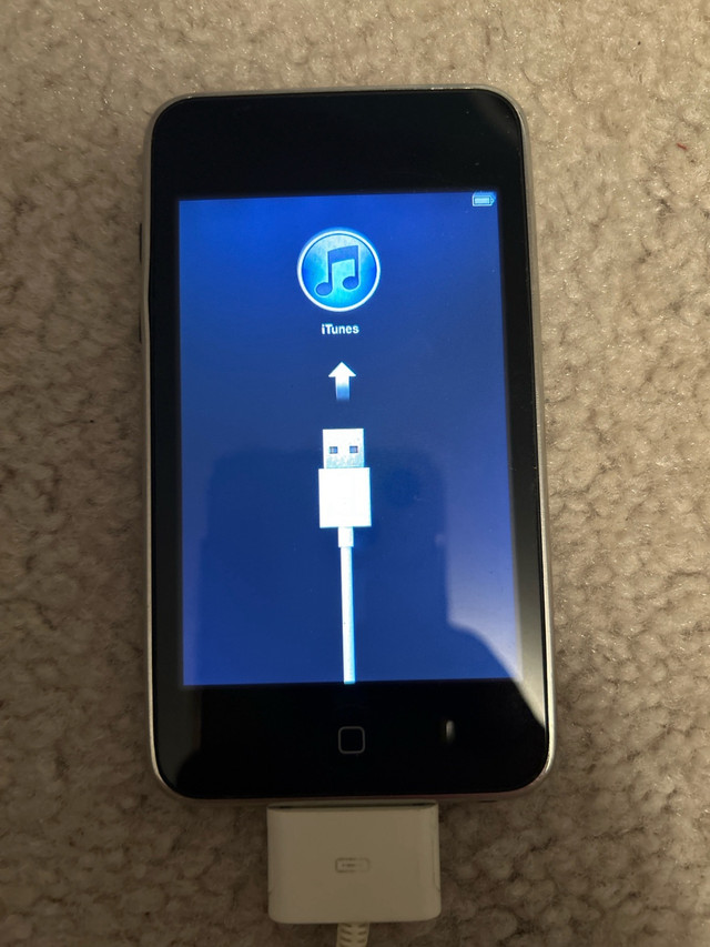 iPod Touch 2nd gen 8gb in iPods & MP3s in Mississauga / Peel Region