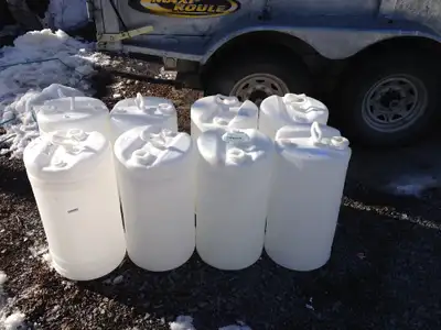 Barils 12 Gallons Blanc de plastique (45 litres), View more