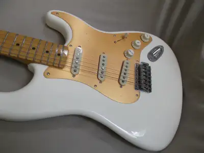 Fender Squier stratocaster  classic vibe guitare, View more