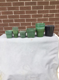 3. Green Plaatic Pots