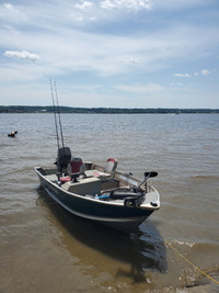 14' legend widebody boat/ 35hp johnson motor