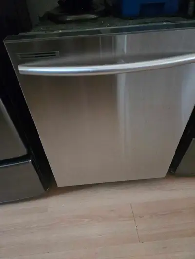 Lave-vaisselle Samsung DW80M2020US, View more