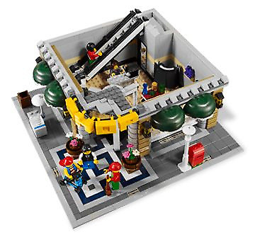 BRAND NEW LEGO GRAND EMPORIUM RETIRED SET 10211 in Toys & Games in Mississauga / Peel Region - Image 3