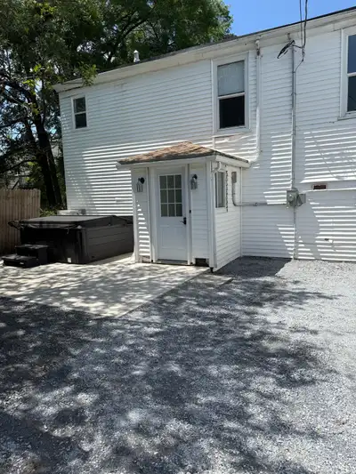 weekly room rental