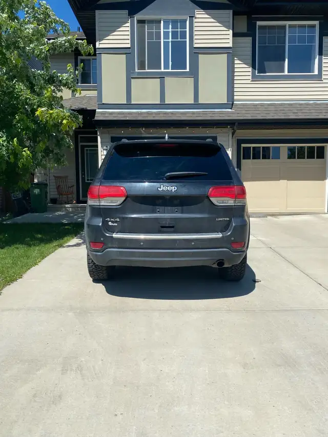 2016 Jeep Grand Cherokee528484153081221123