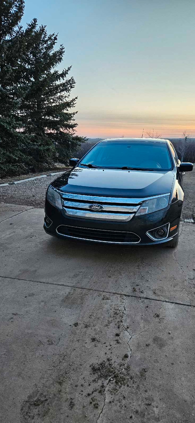 Ford Fusion  in Cars & Trucks in Moose Jaw