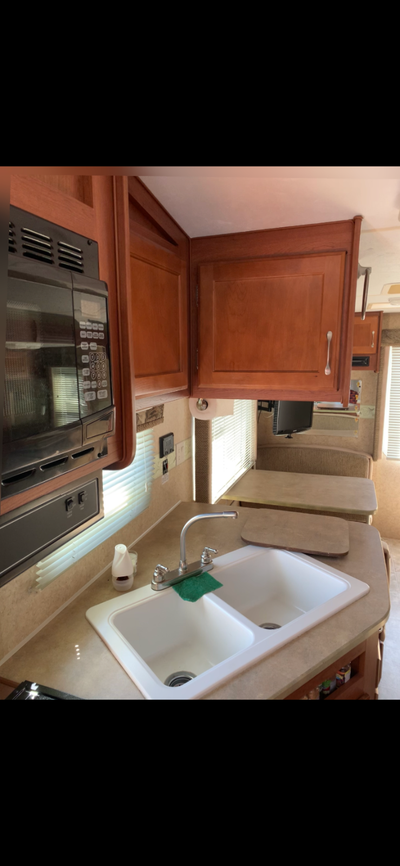 Like new immaculate condition 5th wheel
