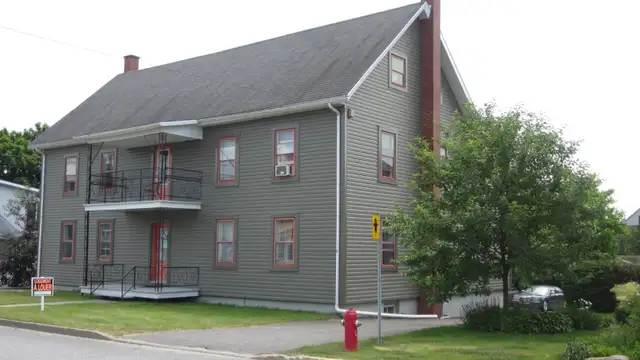 4 1/2 logement Kingsey Falls