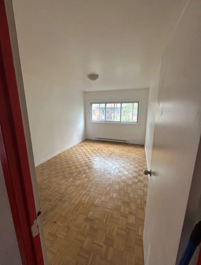 Room for rent Villeray (close to Metro Fabre) dans Chambres à louer et colocs  à Ville de Montréal