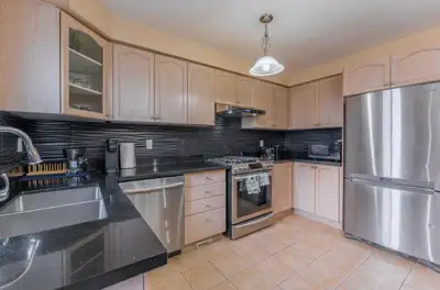 Furnished Detached House for Rent in Brampton