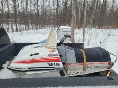 good working sled rebuilt motor last year carbs all cleaned and ready for this year