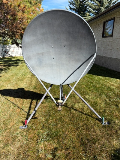 Channel Mstr 1m Commercial Satellite Data Dish & Hrdwr, View more