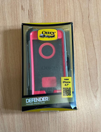 [NEW] OtterBox Defender iPhone 6/6S/7 Case with belt clip