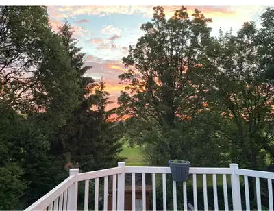 Un coup de cœur propriété adossée au golf "Le Parcours du Cerf". Emplacement privilégié. Aucun voisi...