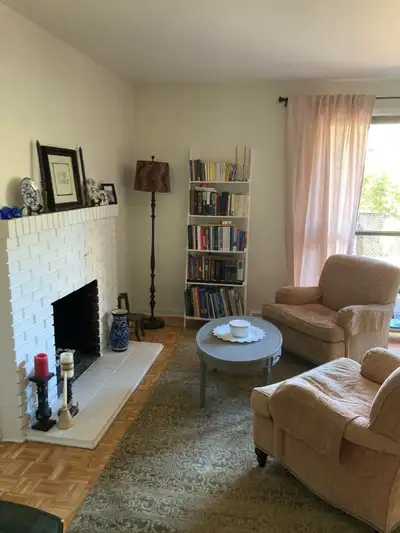 Endroit recherché - à deux pas du fleuve. 3 chambres et 2 sdb complètes + 1 salle d'eau. Très grande...
