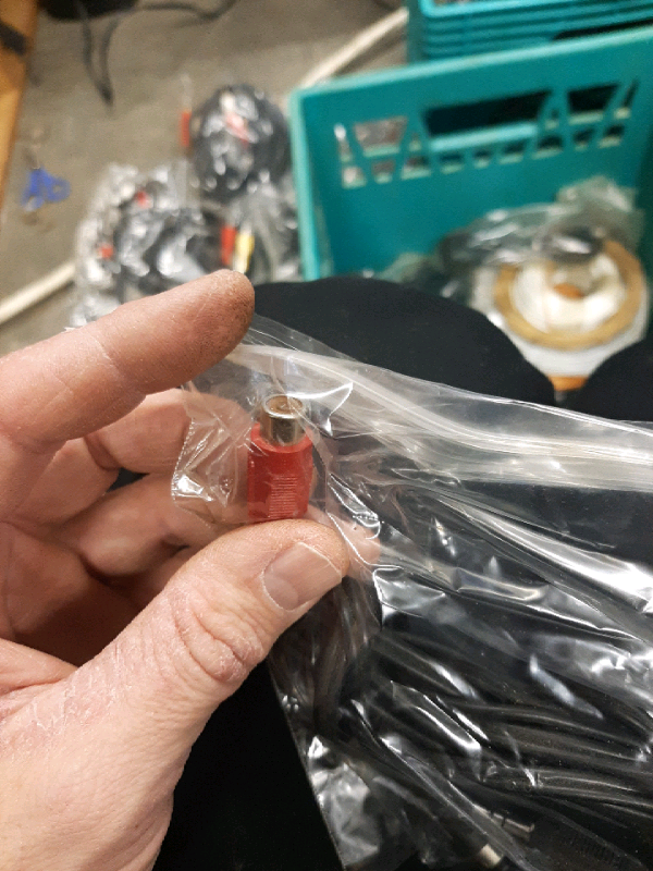 Headphone jack going to red and black female ends RCA cable in Other in Trenton - Image 4