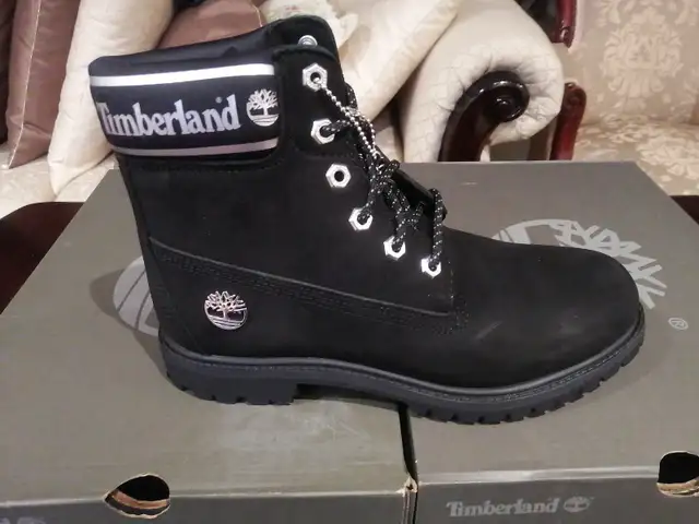 *Brand New*Women's Timberland Premium 6IN Waterproof Boot in Women's - Shoes in Mississauga / Peel Region - Image 3