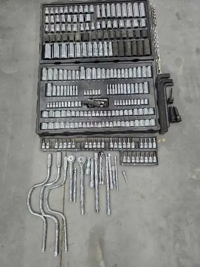 SOCKET SET, View more