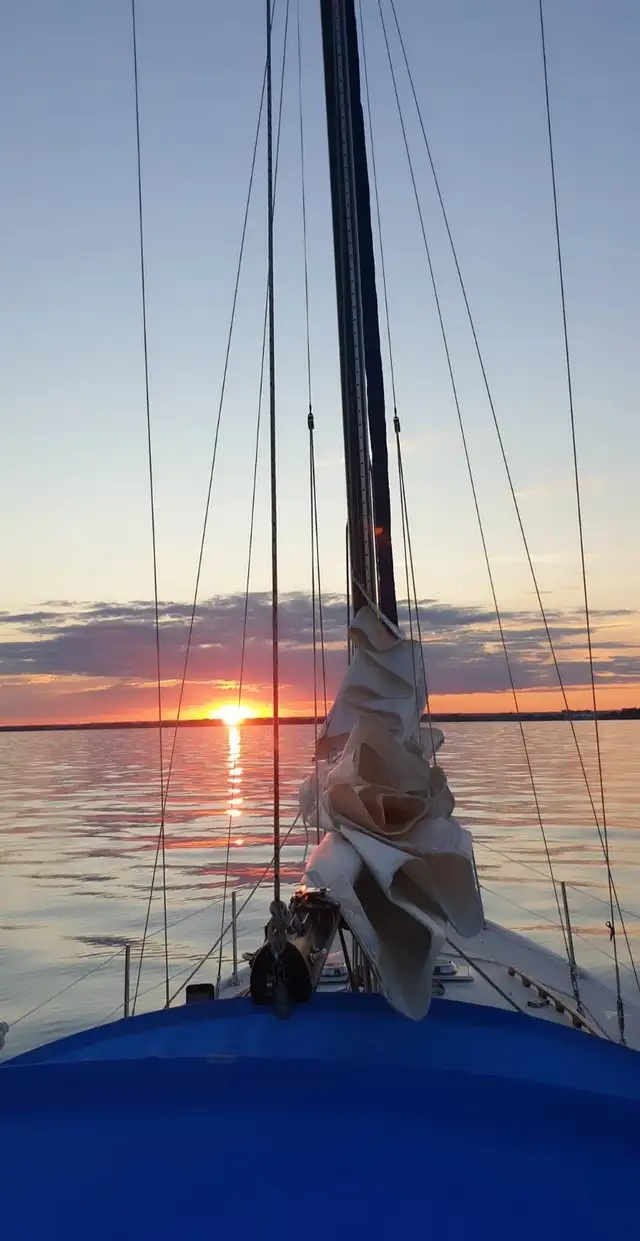 1986 MK1 Catalina 36 Sailboat For SALE in Sailboats in City of Toronto - Image 4