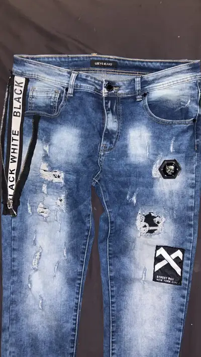 Leeyo Jeans , View more