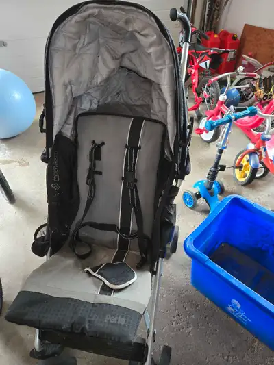 Maxi-Cosi Single Umbrella Stroller, View more