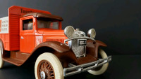 Vintage 1929 Ford model A 1:25 diecast  toy truck/ coin bank