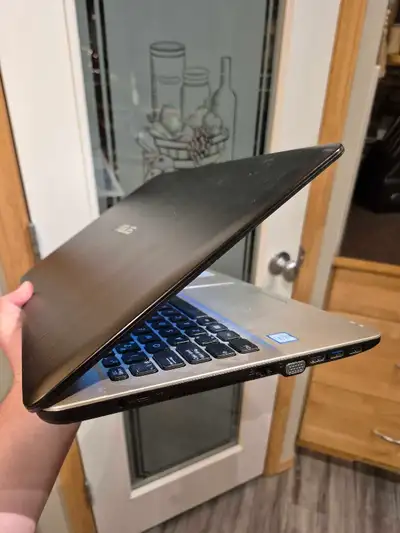 +++ Nice Asus Laptop w 1TB, 8 GB Ram and Ms Office +++, View more