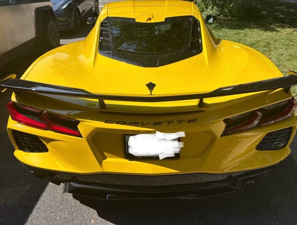 Chevrolet Corvette Stingray 2025 photo 4