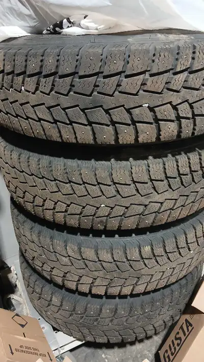 Tires have had minimal use and have tons of life left. Probably only driven 10k. They're on older ri...