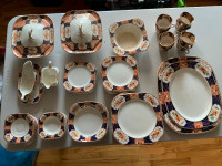 Set vaisselle antique