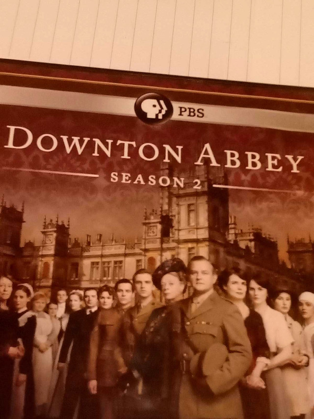 DVD - Downtown Abbey - Season 1 + 2 - 6 disc in CDs, DVDs & Blu-ray in Calgary - Image 2