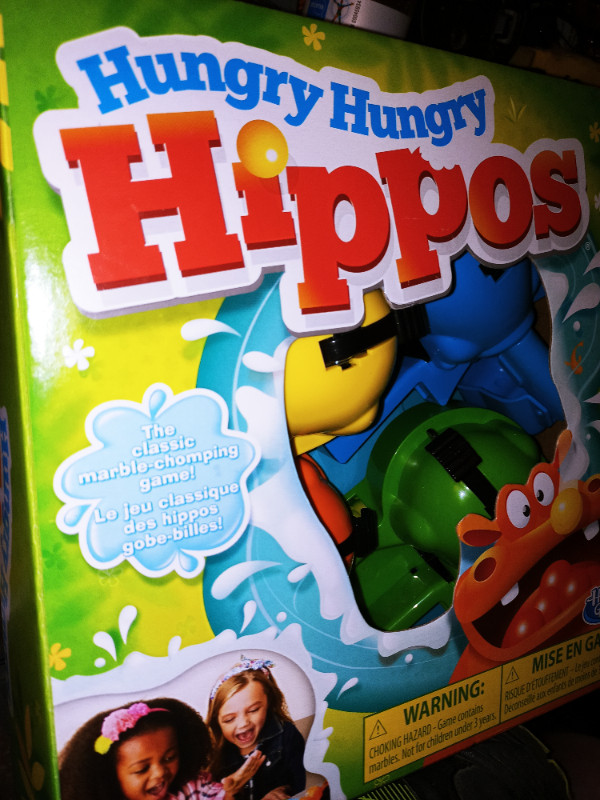 HUNGRY HUNGRY HIPPOS in Toys & Games in Sarnia - Image 2