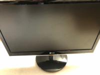 24” inch LG monitor