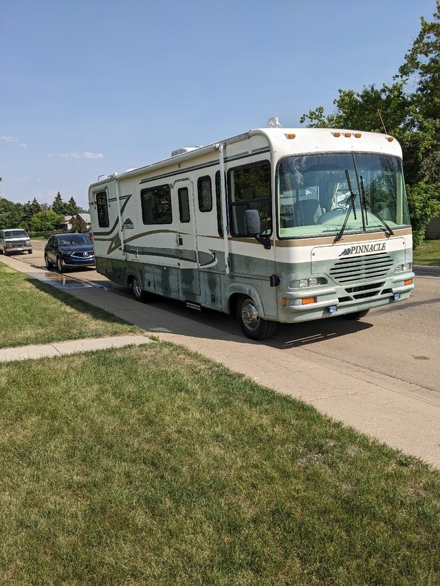 1999 Thor West Pinnacle RVs & Motorhomes Red Deer Kijiji