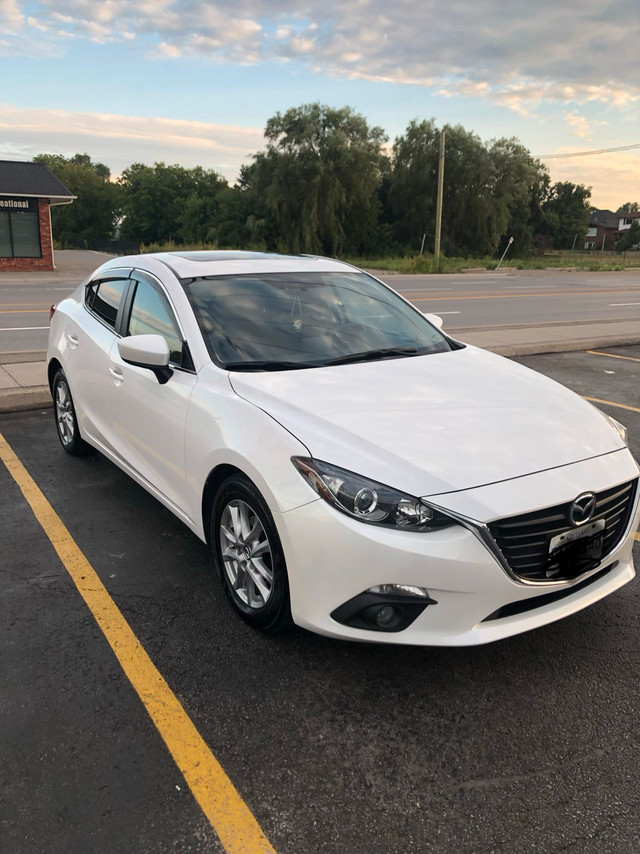 Mazda 3 GS in Cars & Trucks in Markham / York Region