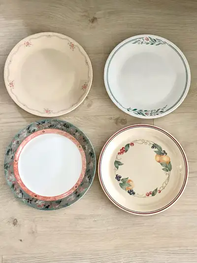 CORELLE VINTAGE DINNER PLATES, View more