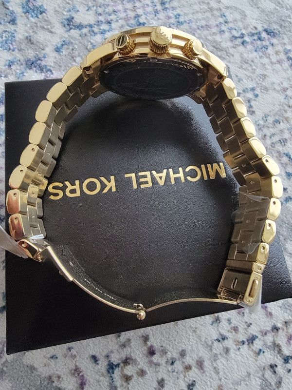 MICHAEL KORS LIMITED EDITION 100 SERIES WATCH in Jewellery & Watches in Oakville / Halton Region - Image 3