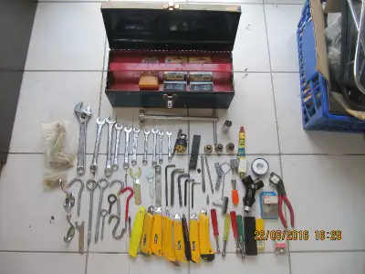 Vintage International SPG Plumbers/Electricians Toolbox&100+ acc, View more