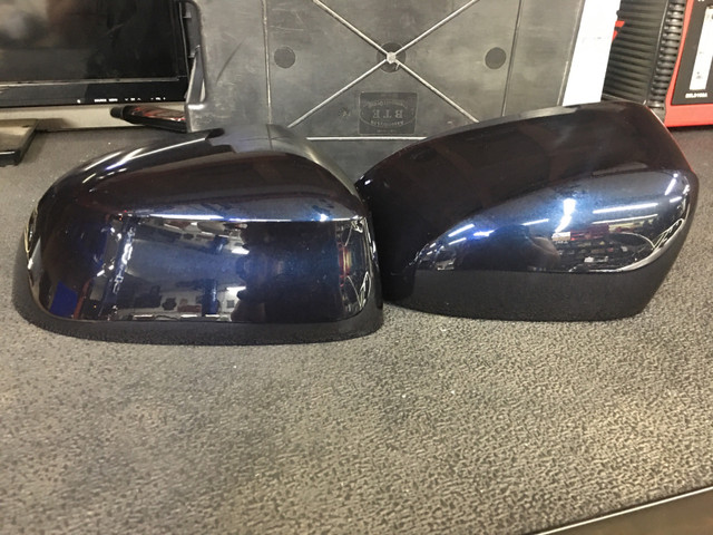 X3 mirror caps in Auto Body Parts in Mississauga / Peel Region