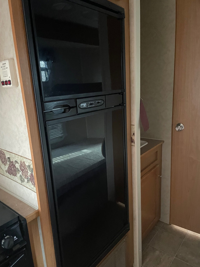 2007 Four Winds Camper  in Travel Trailers & Campers in Winnipeg - Image 3