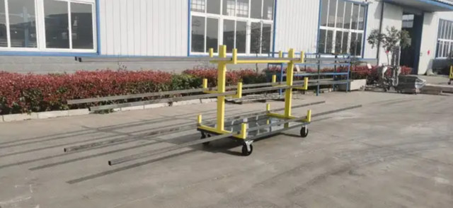 48" Mobile Bar And Pipe Racks for Heavy Duty in Other in Thompson - Image 2